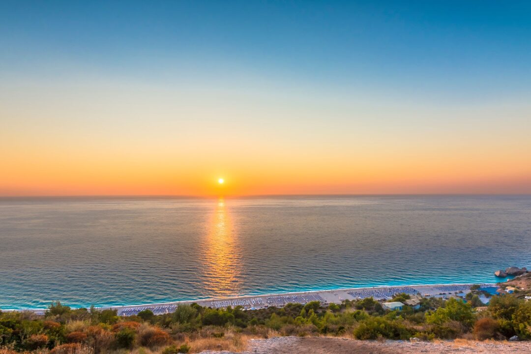 Kathisma: Lefkada’s Cosmopolitan Beach with the Famous Sunset